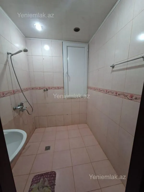 Satılır 2 otaqlı yeni tikili 70 m²