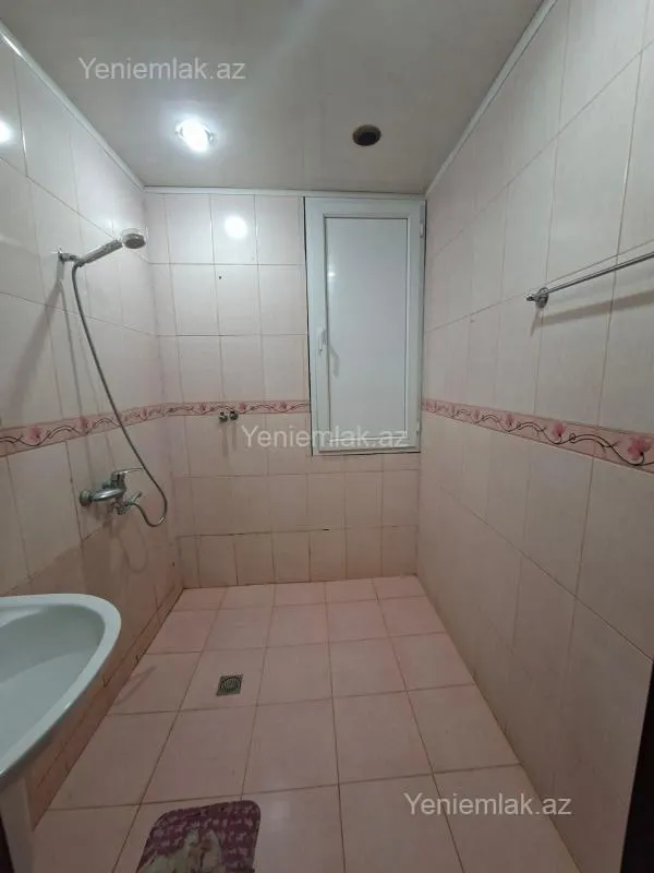 Satılır 2 otaqlı yeni tikili 70 m²