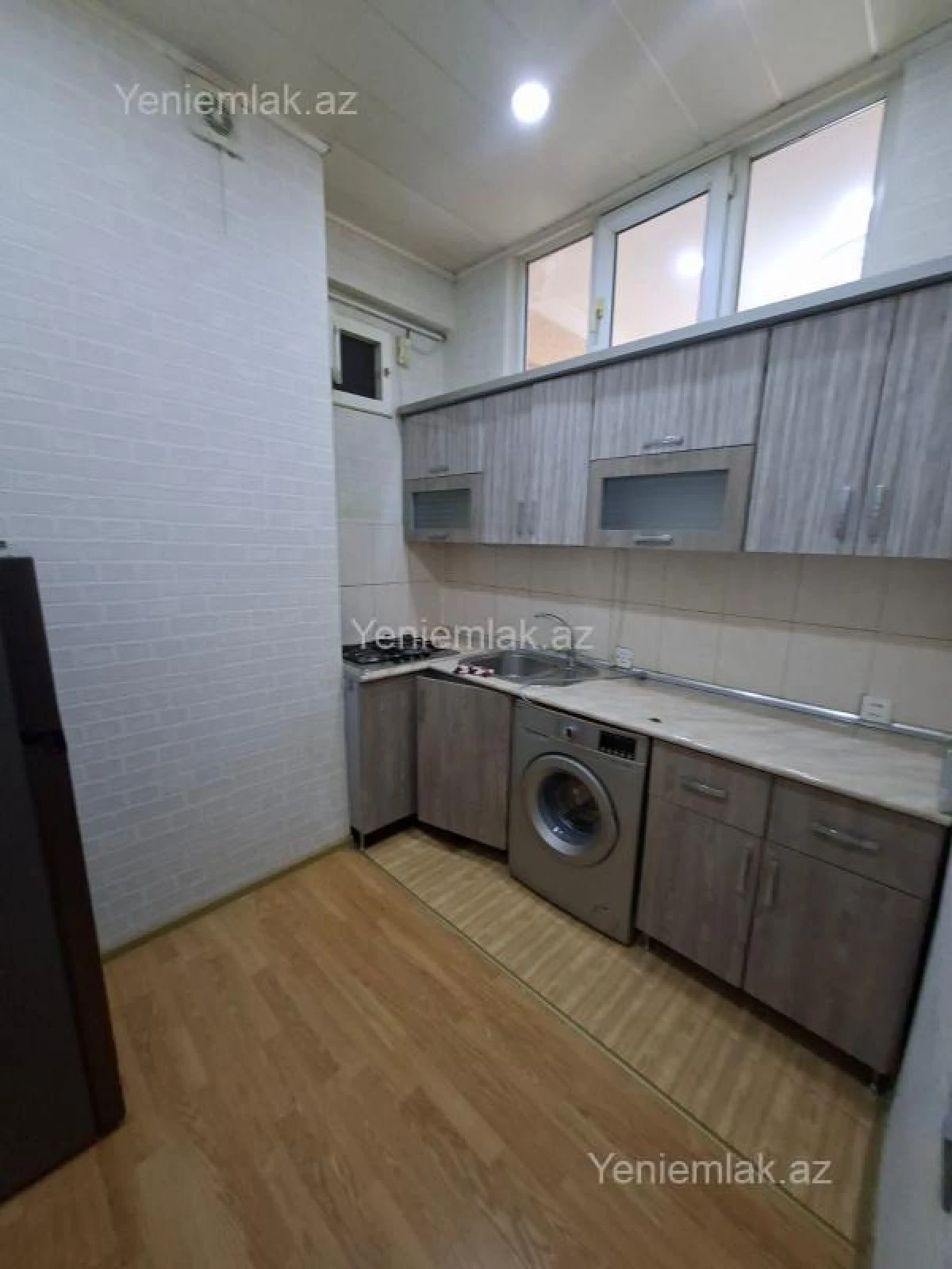 Satılır 2 otaqlı yeni tikili 70 m²
