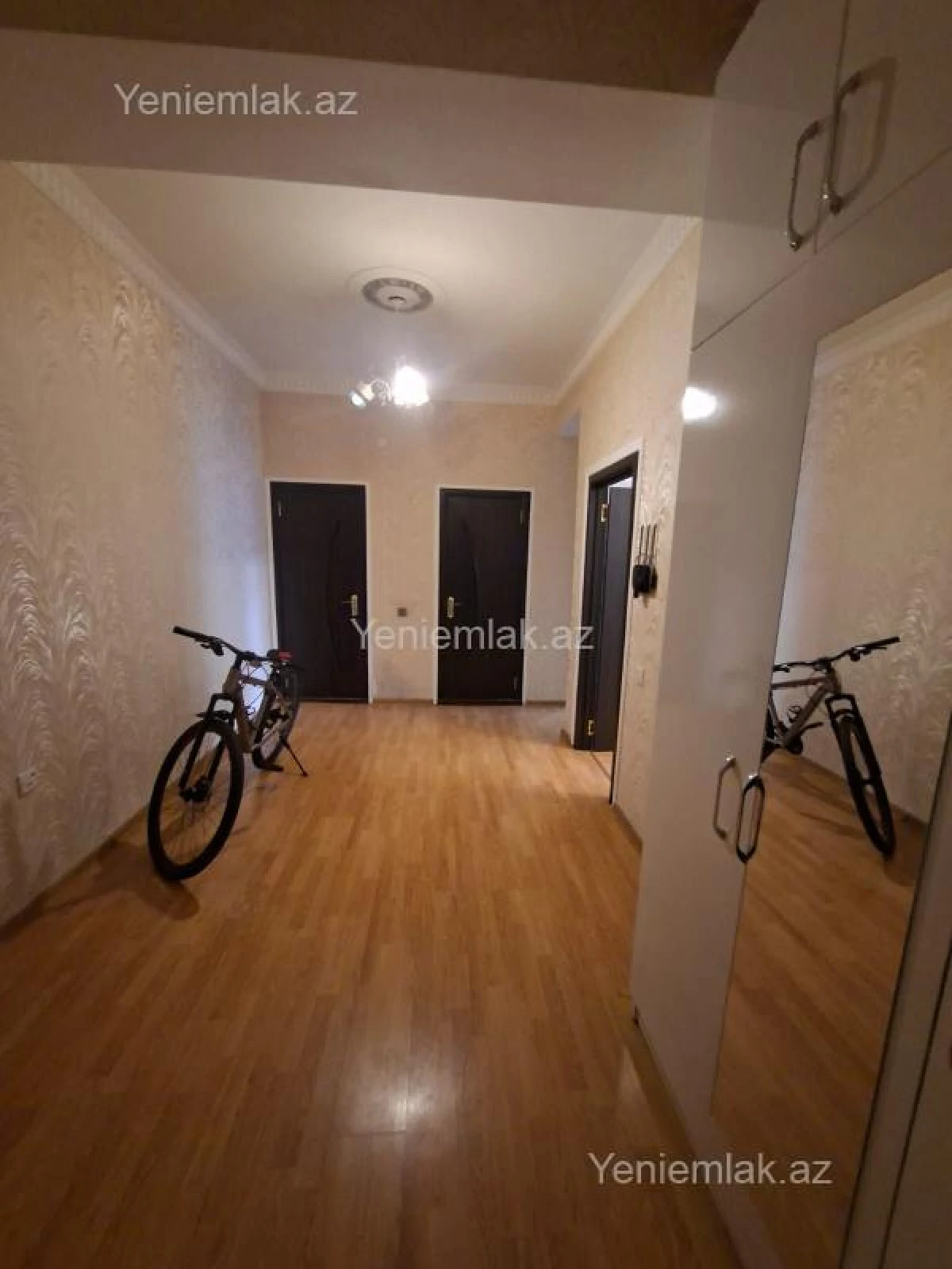 Satılır 2 otaqlı yeni tikili 70 m²