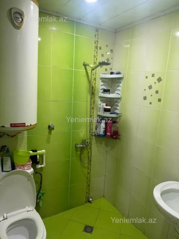 Satılır 2 otaqlı köhnə tikili 55 m²