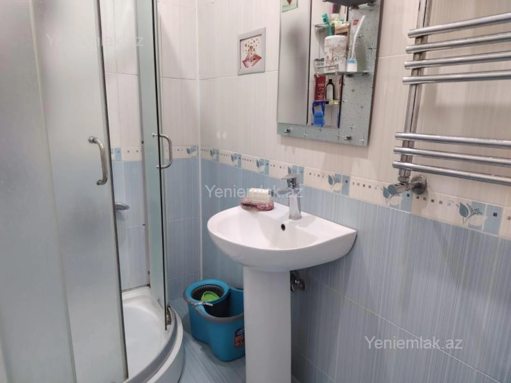 Satılır 2 otaqlı köhnə tikili 60 m²