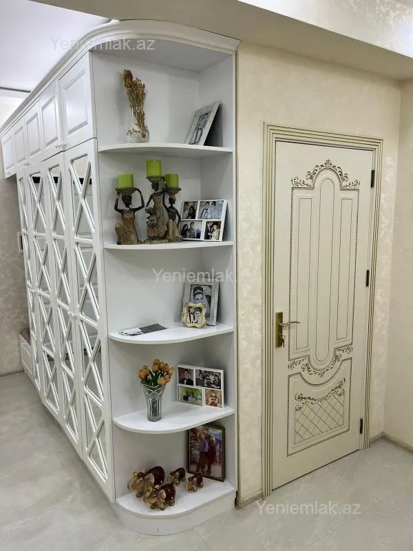 Satılır 2 otaqlı yeni tikili 110 m²