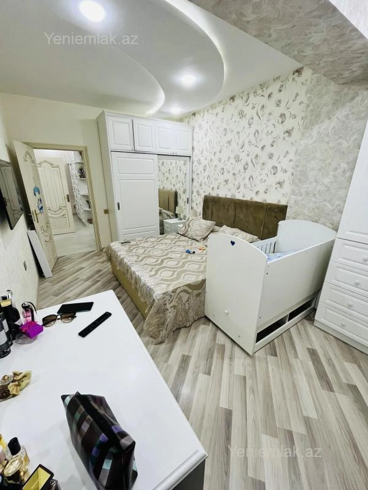 Satılır 2 otaqlı yeni tikili 110 m²