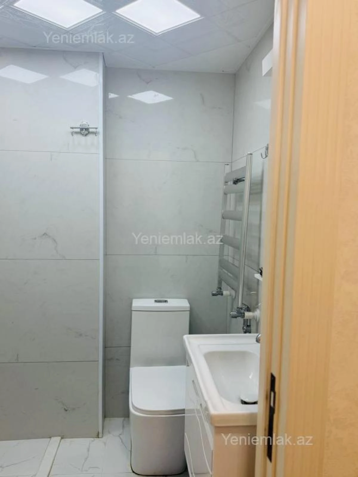 Satılır 2 otaqlı yeni tikili 64 m²