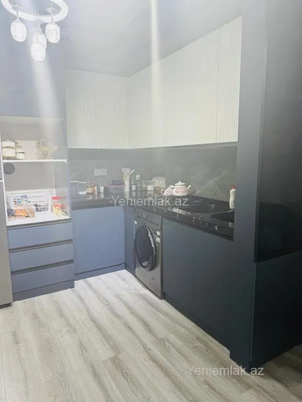 Satılır 2 otaqlı yeni tikili 64 m²