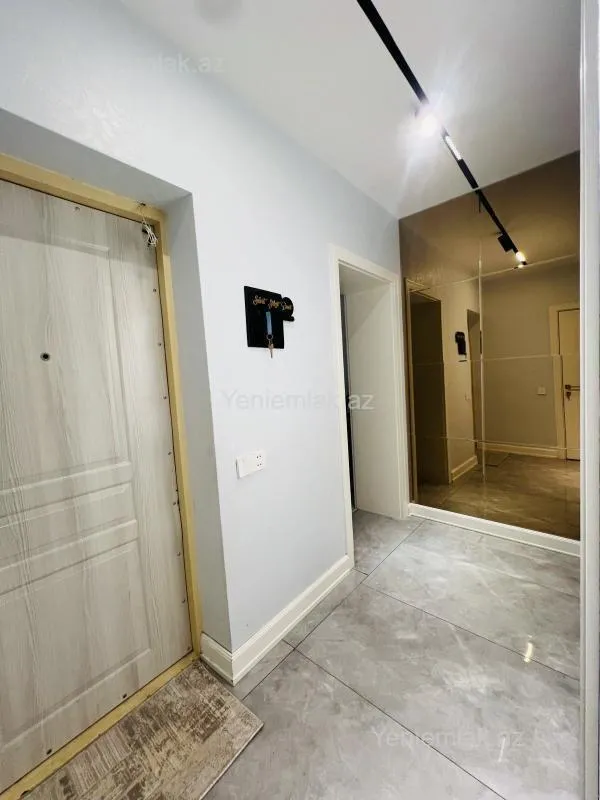 Satılır 3 otaqlı köhnə tikili 60 m²