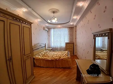 Satılır 3 otaqlı yeni tikili 133 m²