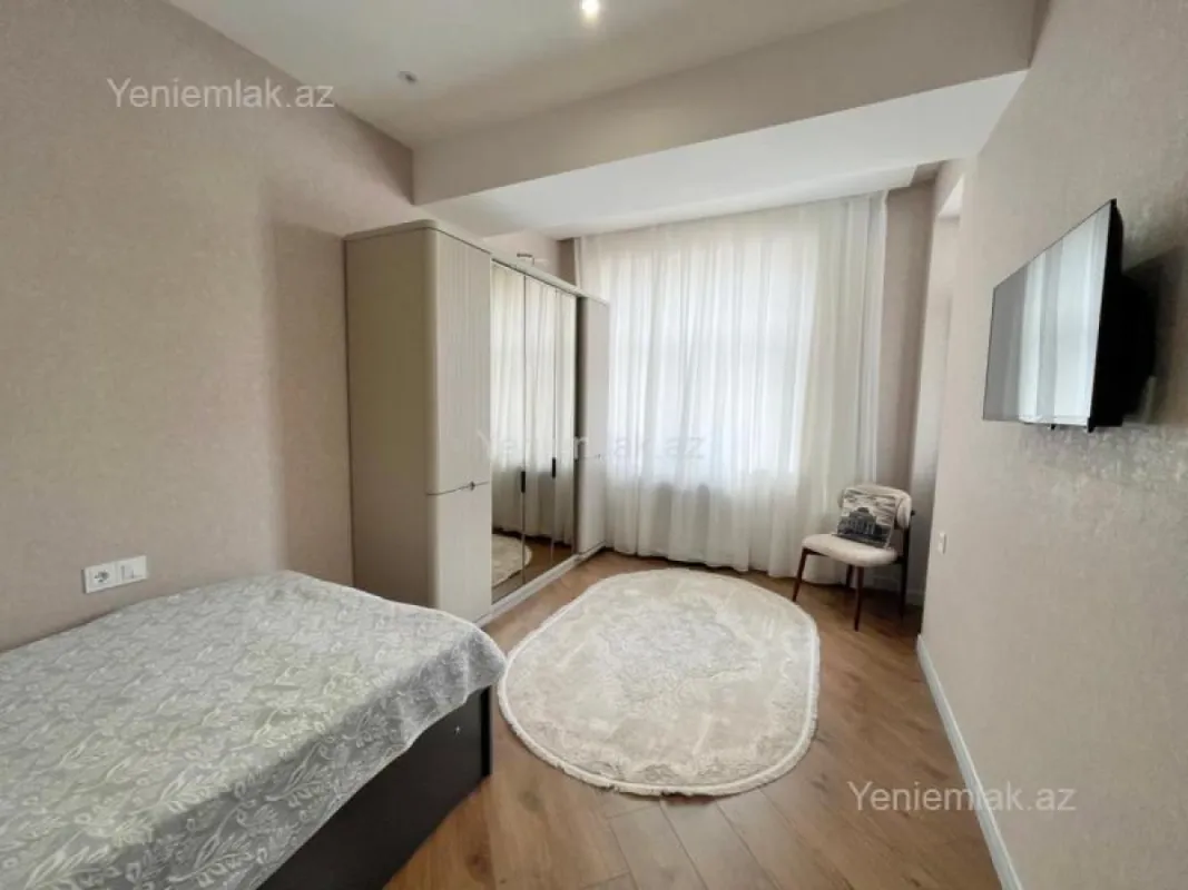 Satılır 3 otaqlı yeni tikili 118 m²