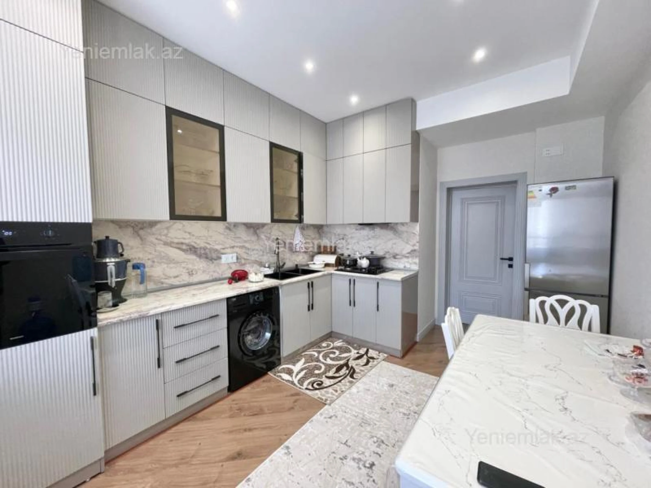 Satılır 3 otaqlı yeni tikili 118 m²