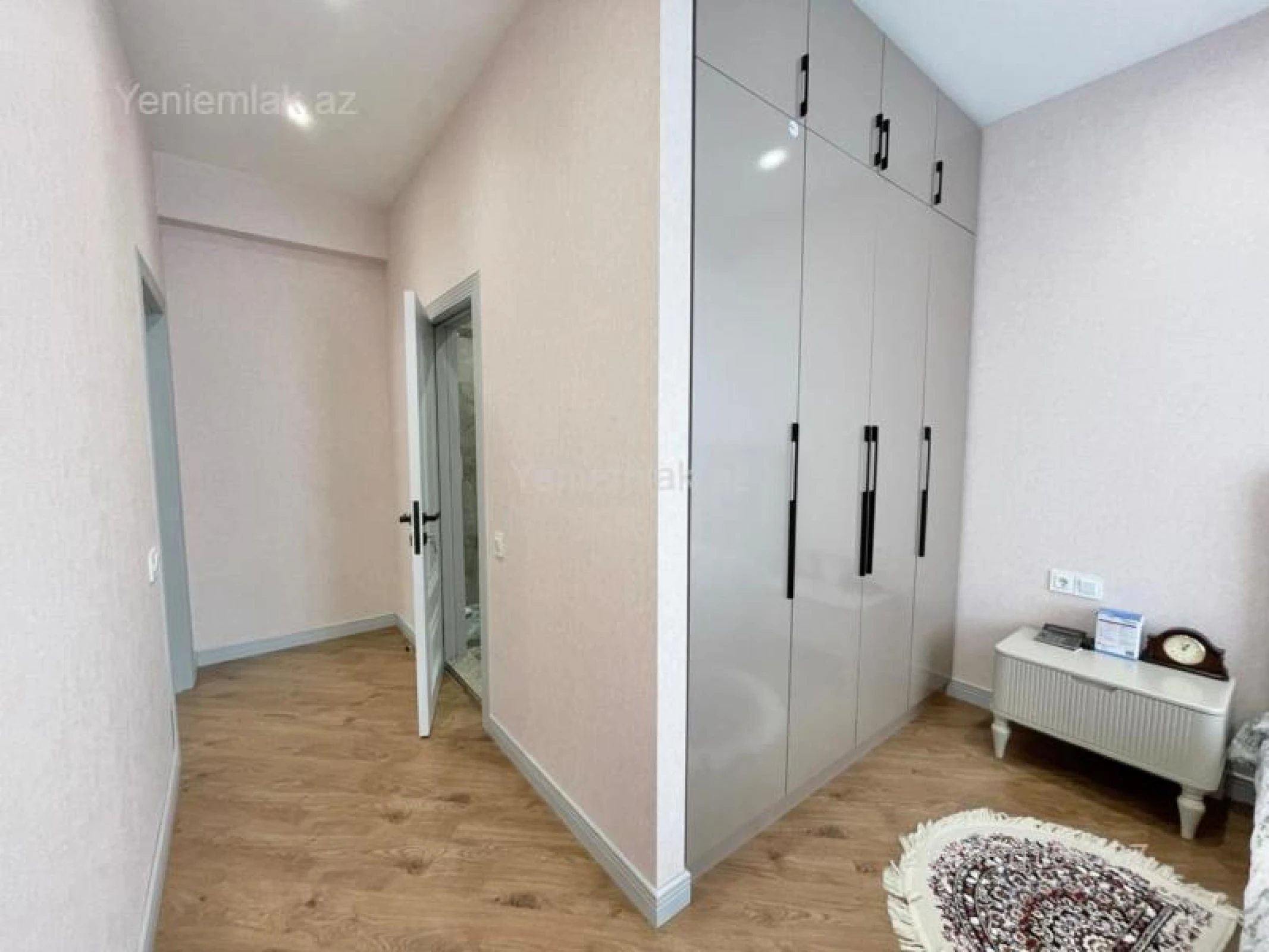 Satılır 3 otaqlı yeni tikili 118 m²