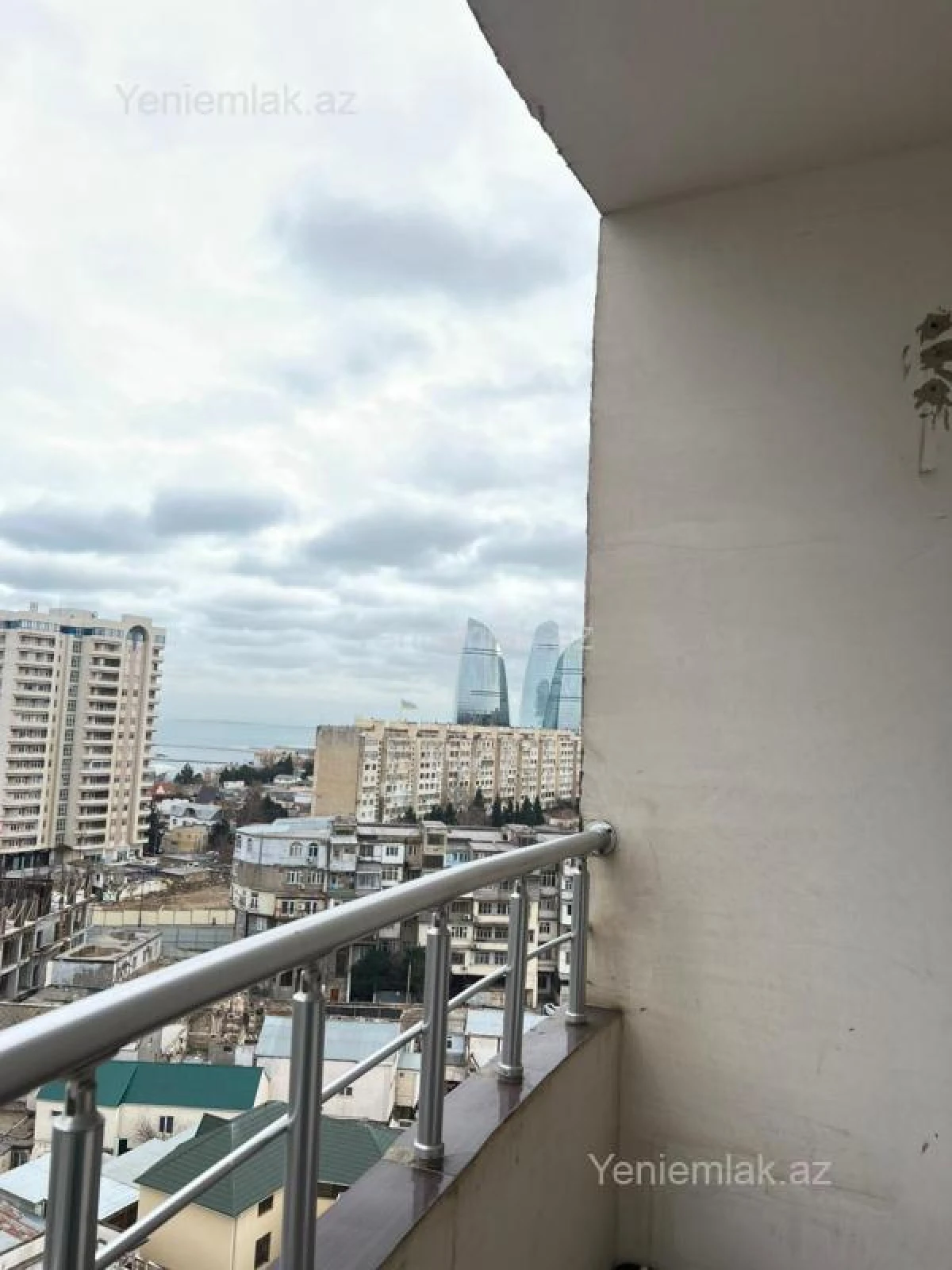 Satılır 3 otaqlı yeni tikili 150 m²