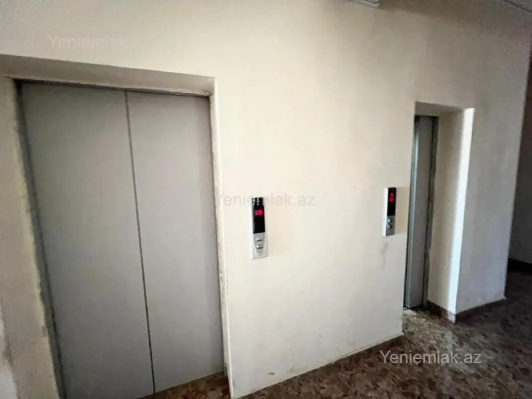 Satılır 3 otaqlı yeni tikili 150 m²