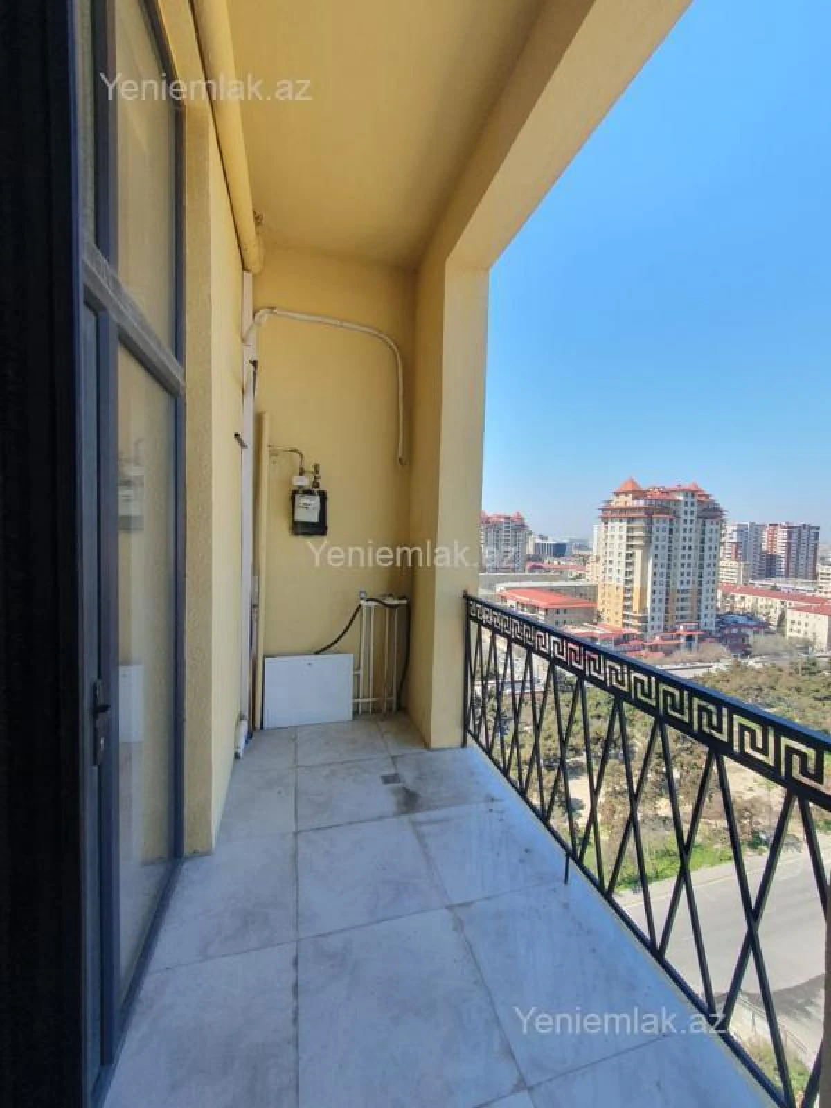 Satılır 3 otaqlı yeni tikili 85 m²