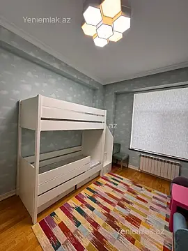 Satılır 3 otaqlı yeni tikili 95 m²