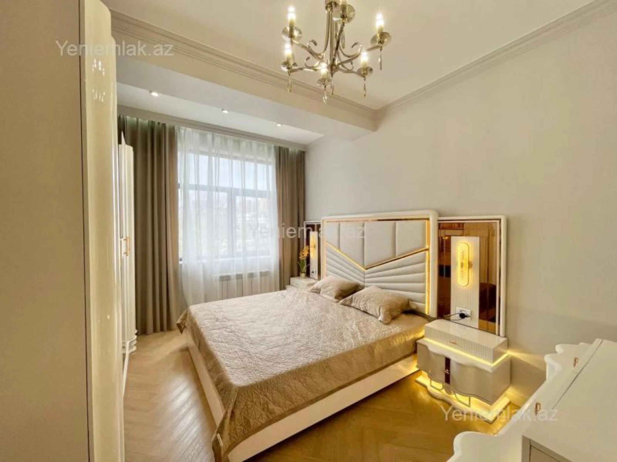 Satılır 3 otaqlı yeni tikili 118 m²
