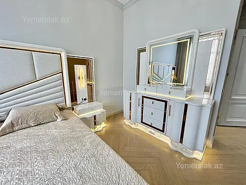 Satılır 3 otaqlı yeni tikili 118 m²