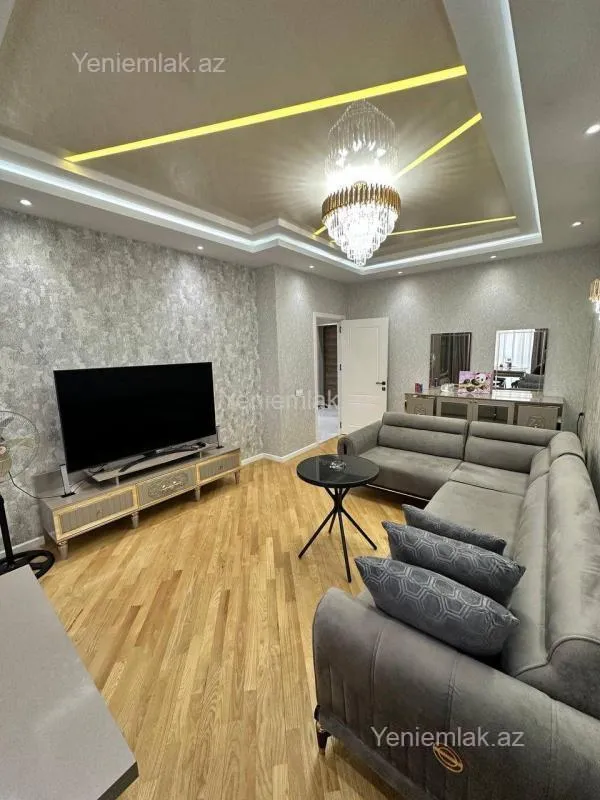 Satılır 3 otaqlı yeni tikili 88 m²