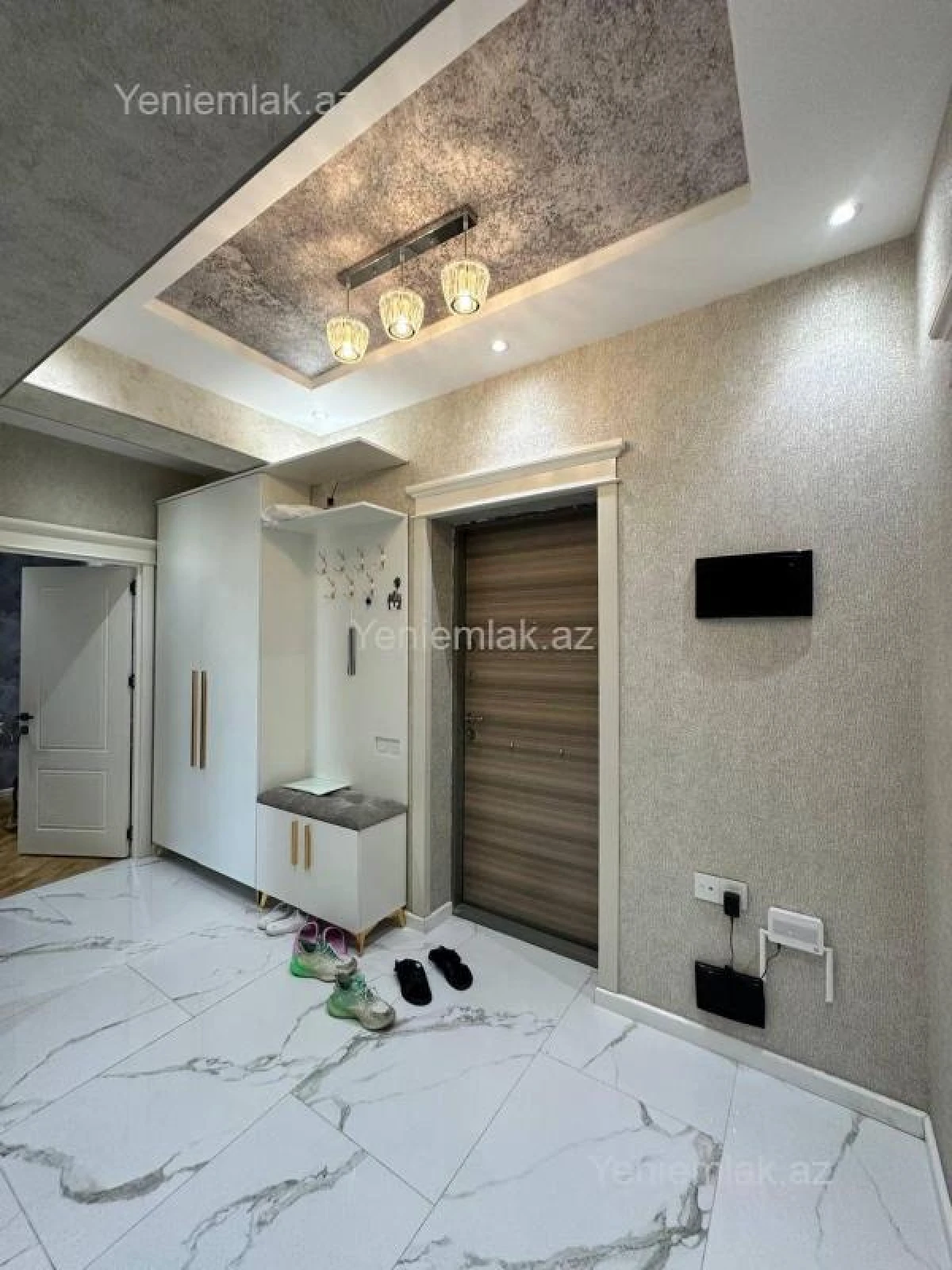 Satılır 3 otaqlı yeni tikili 88 m²