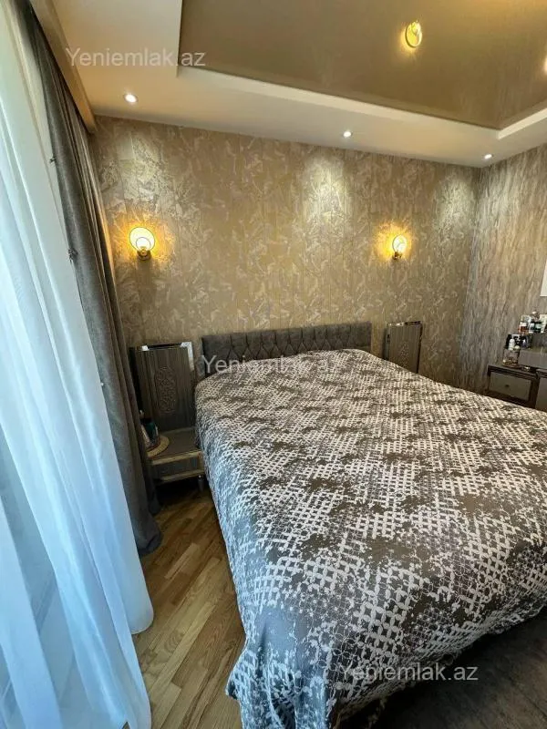 Satılır 3 otaqlı yeni tikili 88 m²