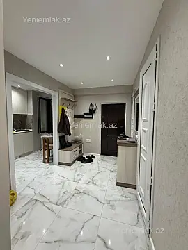 Satılır 2 otaqlı köhnə tikili 65 m²