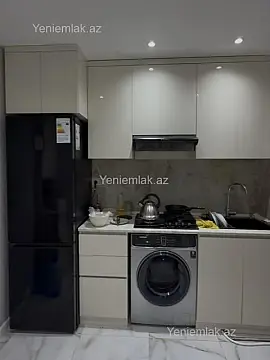 Satılır 2 otaqlı köhnə tikili 65 m²