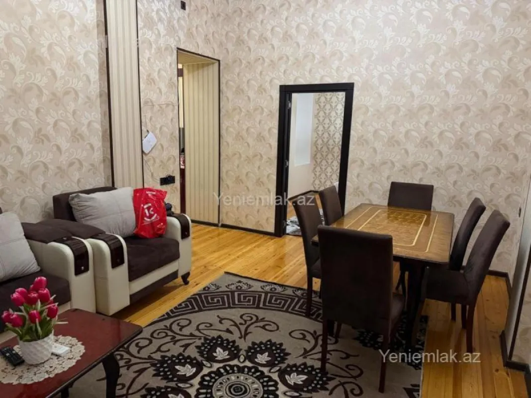 Satılır 2 otaqlı köhnə tikili 55 m²