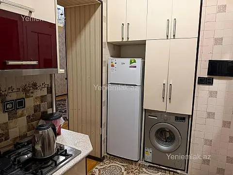 Satılır 2 otaqlı köhnə tikili 55 m²