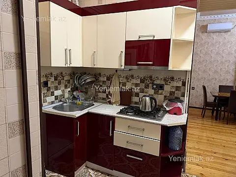 Satılır 2 otaqlı köhnə tikili 55 m²