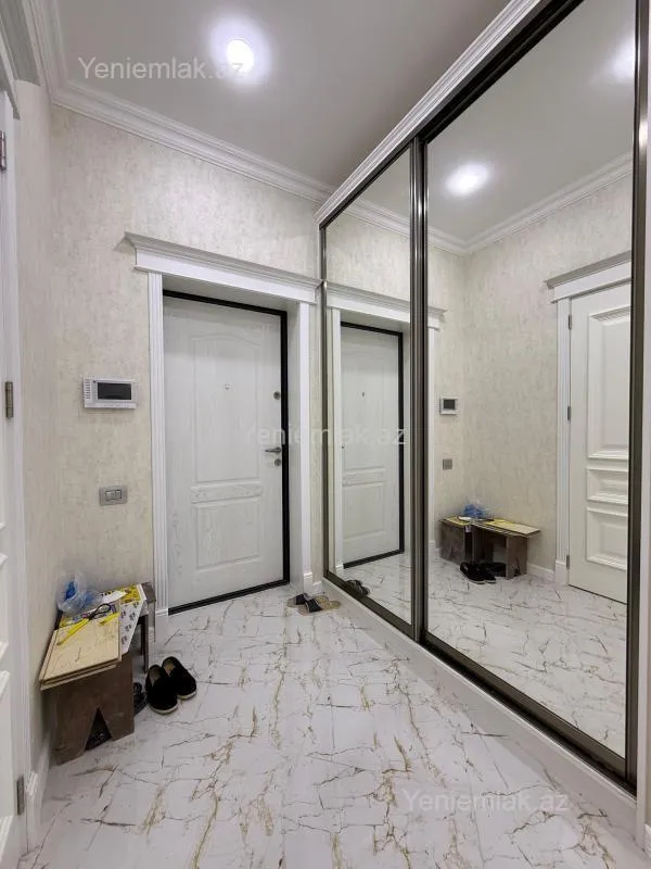 Satılır 3 otaqlı yeni tikili 94 m²