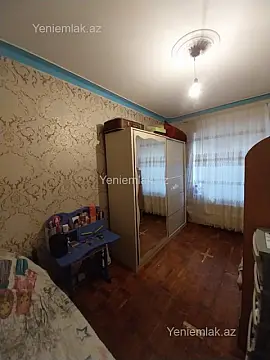Satılır 4 otaqlı köhnə tikili 93 m²