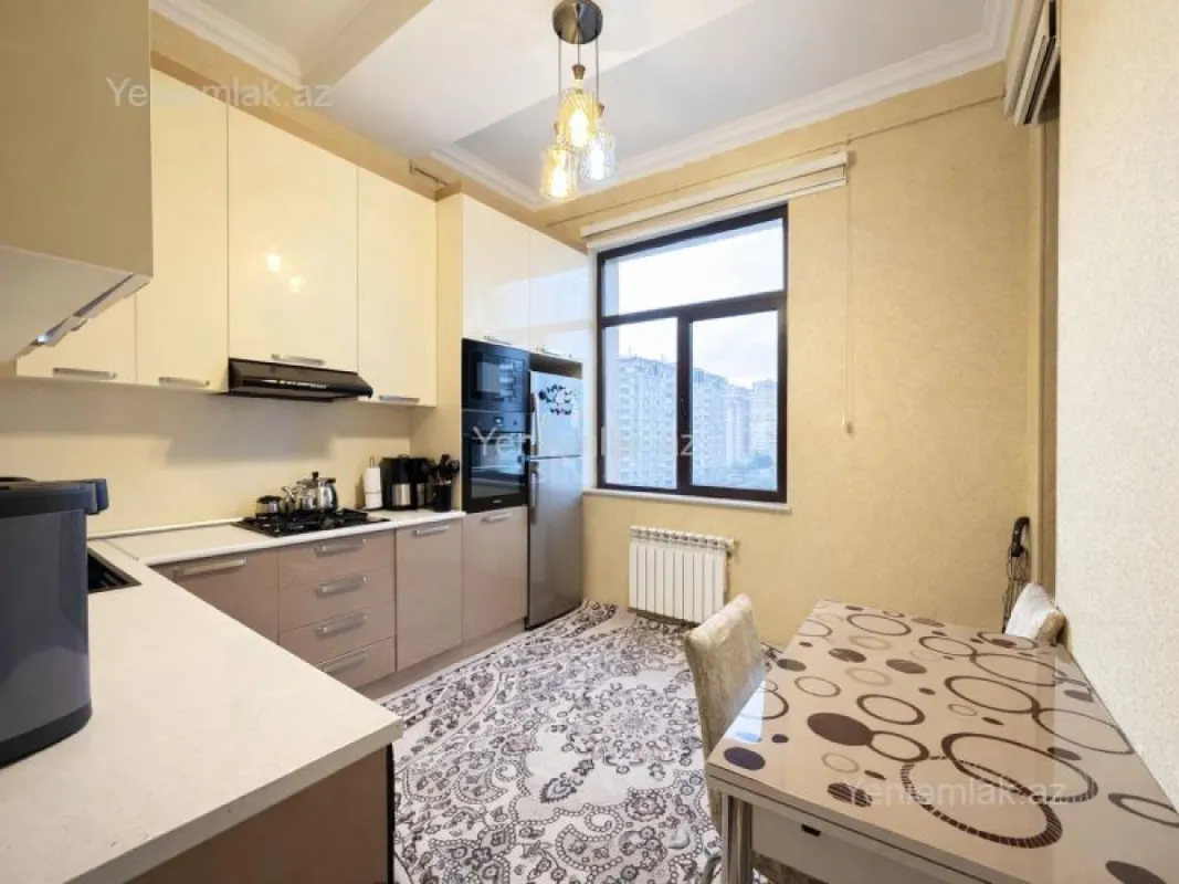 Satılır 3 otaqlı yeni tikili 105 m²