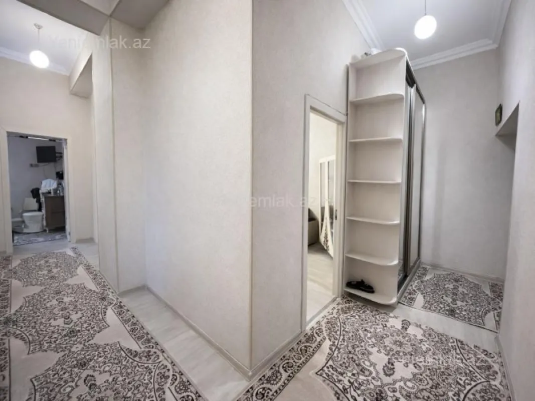 Satılır 3 otaqlı yeni tikili 105 m²