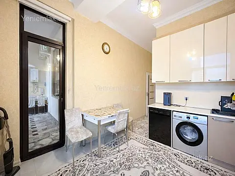 Satılır 3 otaqlı yeni tikili 105 m²