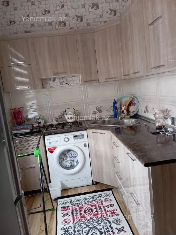 Satılır 5 otaqlı həyət evi 150 m²