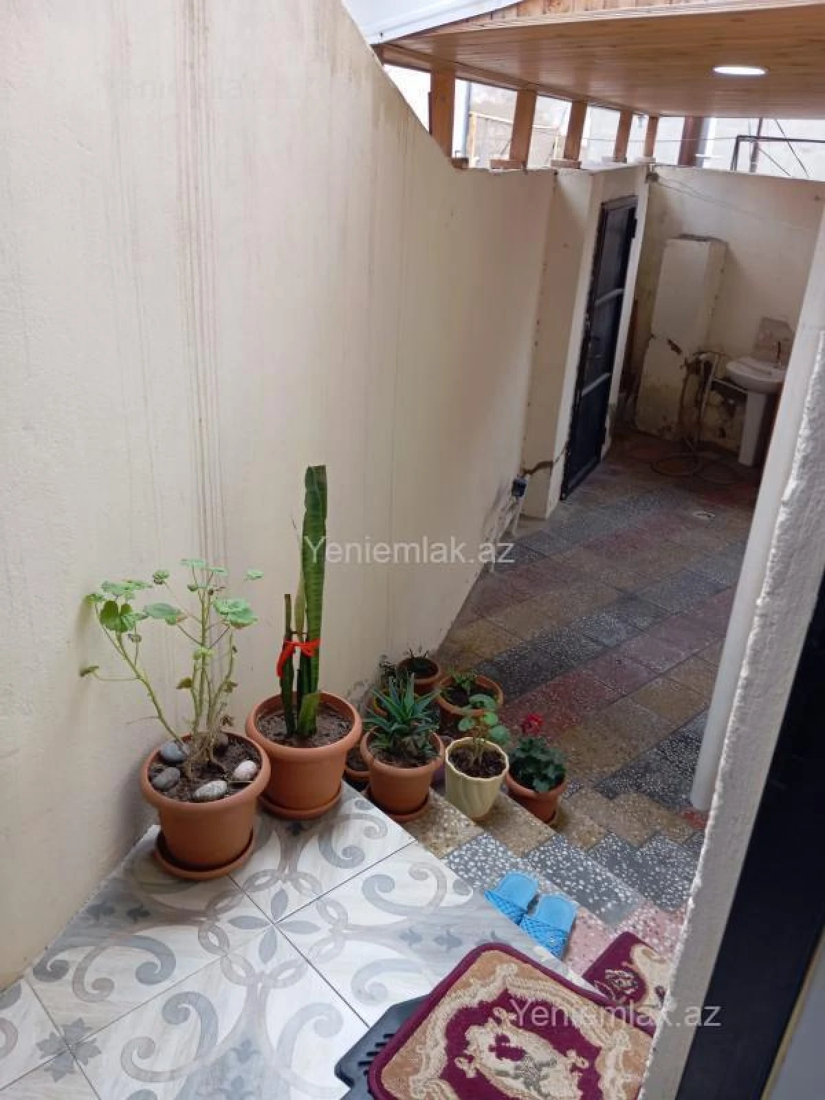 Satılır 5 otaqlı həyət evi 150 m²