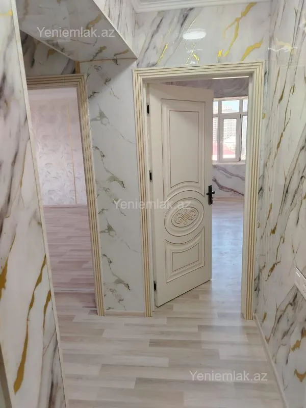 Satılır 2 otaqlı köhnə tikili 50 m²