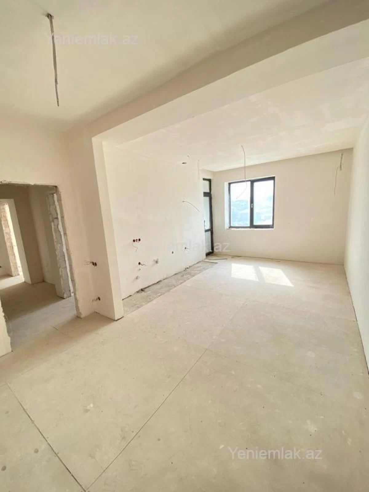 Satılır 3 otaqlı yeni tikili 78 m²