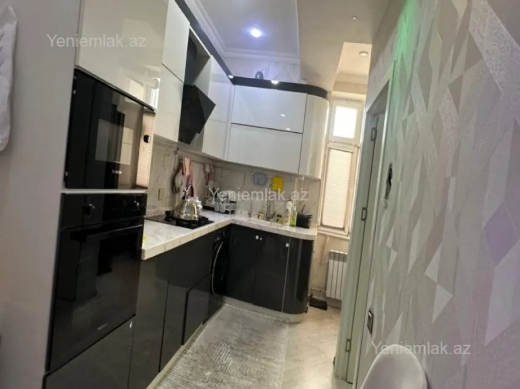 Satılır 2 otaqlı yeni tikili 63 m²