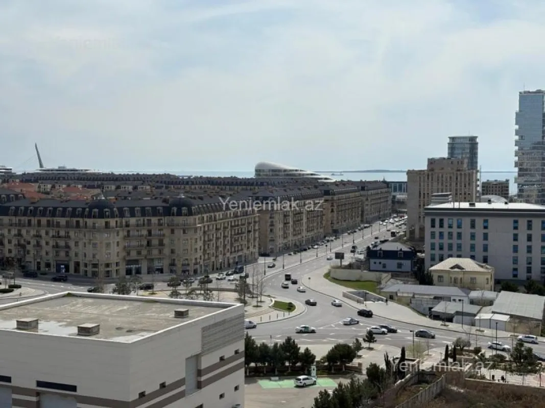 Satılır 3 otaqlı yeni tikili 127 m²