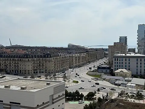 Satılır 3 otaqlı yeni tikili 127 m²