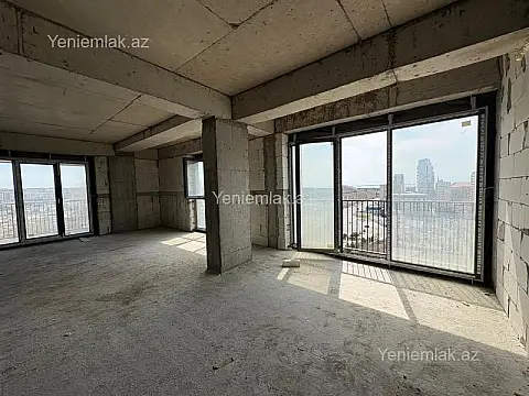 Satılır 3 otaqlı yeni tikili 127 m²