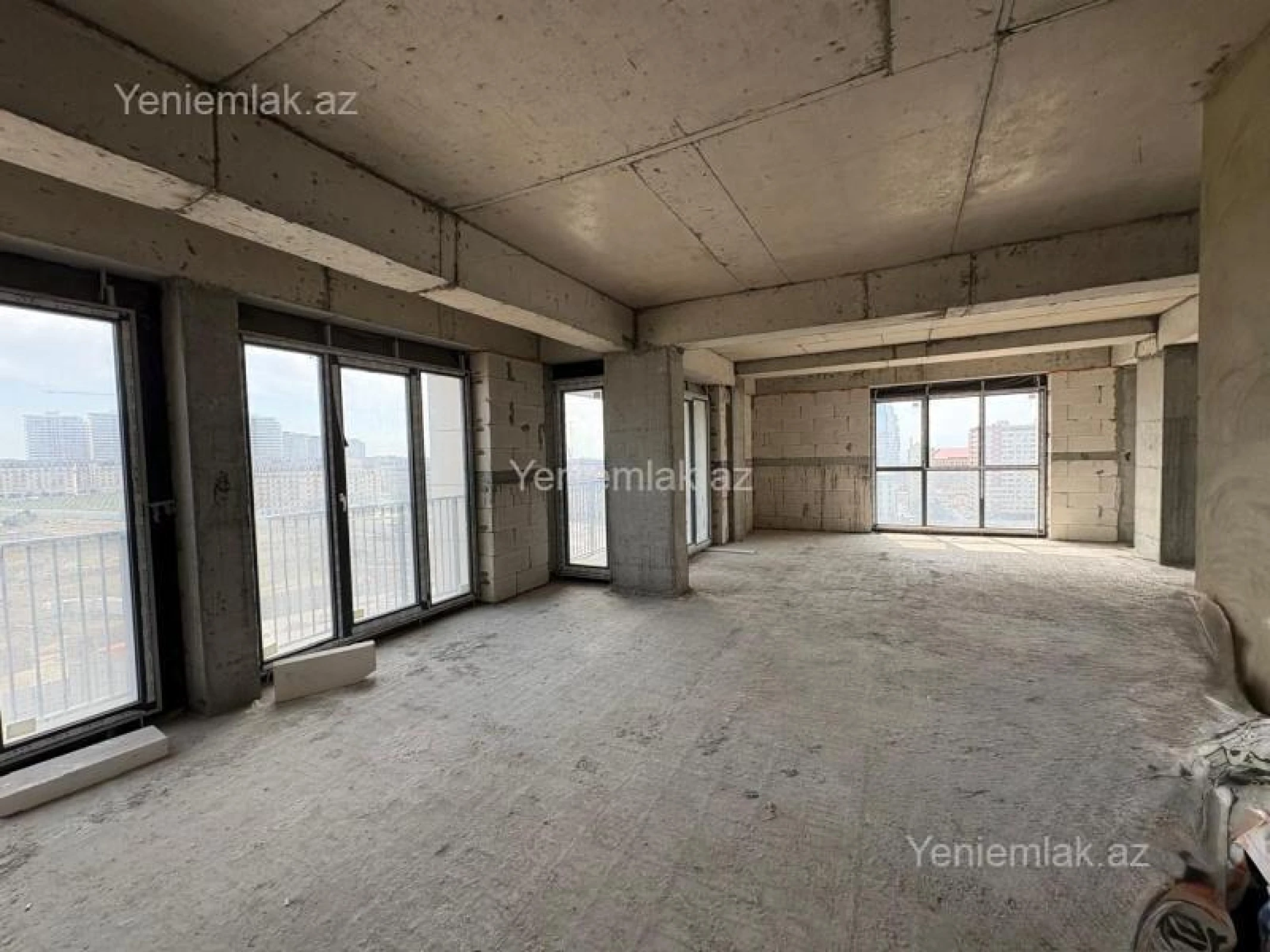 Satılır 3 otaqlı yeni tikili 127 m²