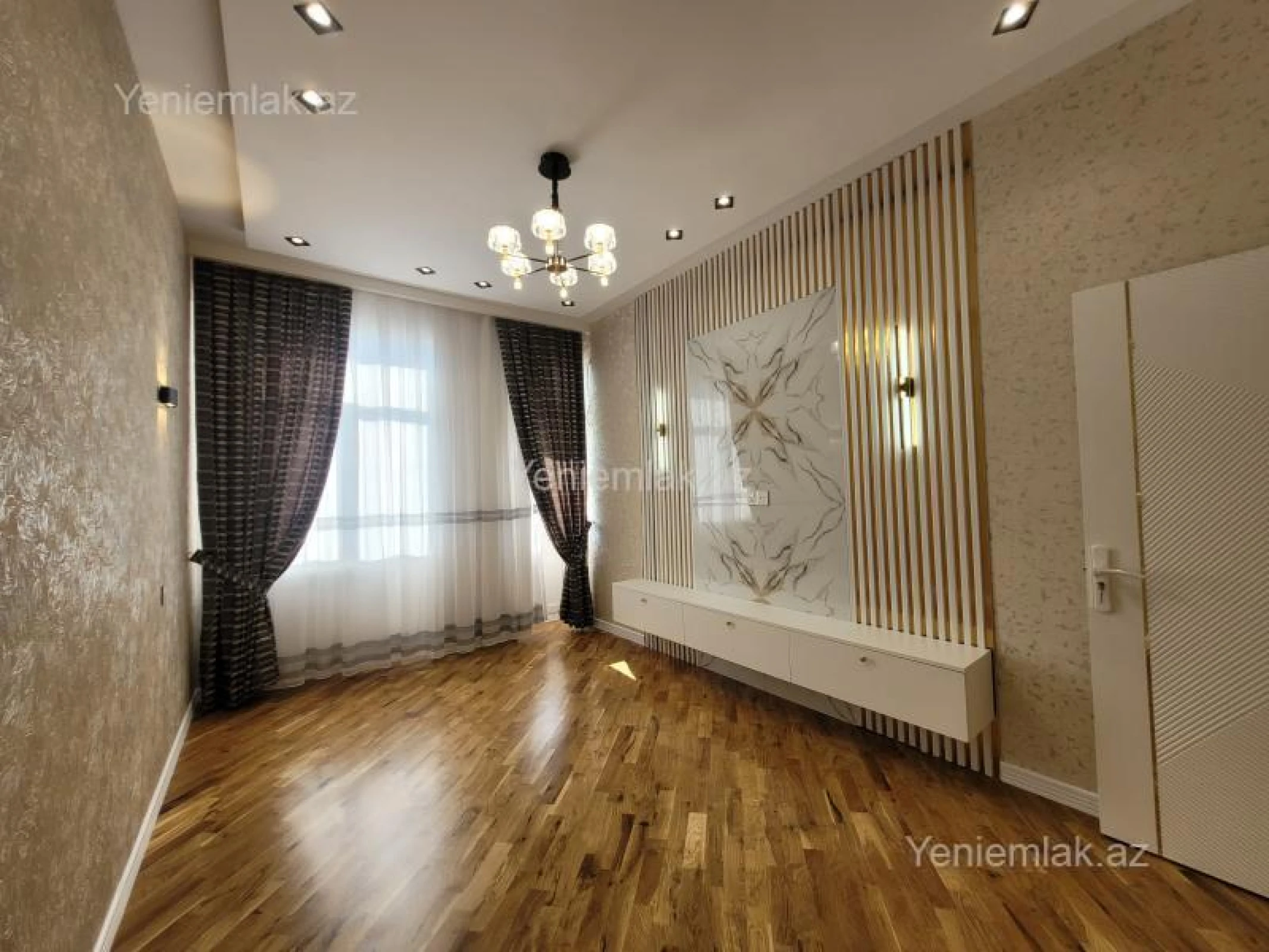 Satılır 3 otaqlı yeni tikili 114 m²