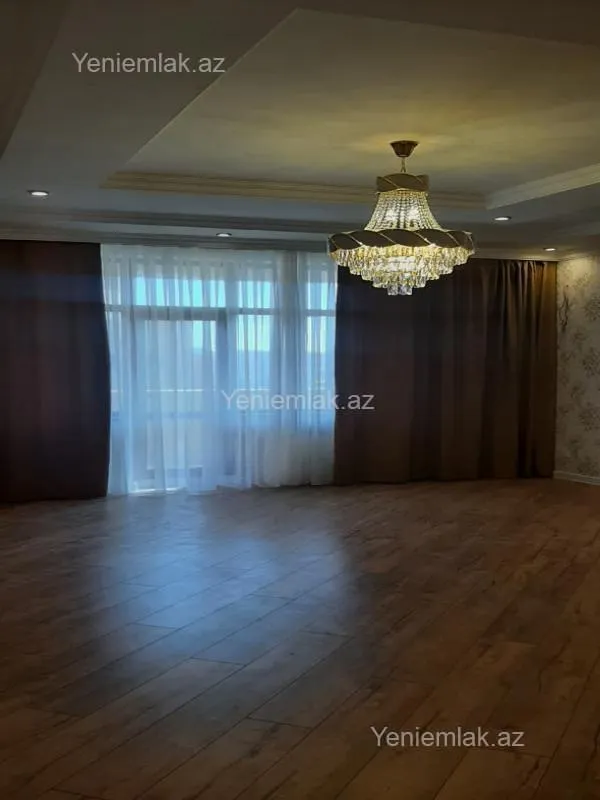 Satılır 3 otaqlı yeni tikili 170 m²