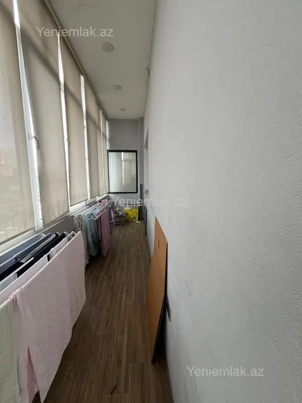Satılır 4 otaqlı yeni tikili 180 m²