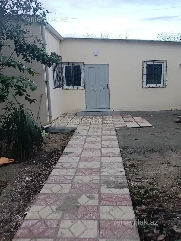 Satılır 3 otaqlı həyət evi 70 m²
