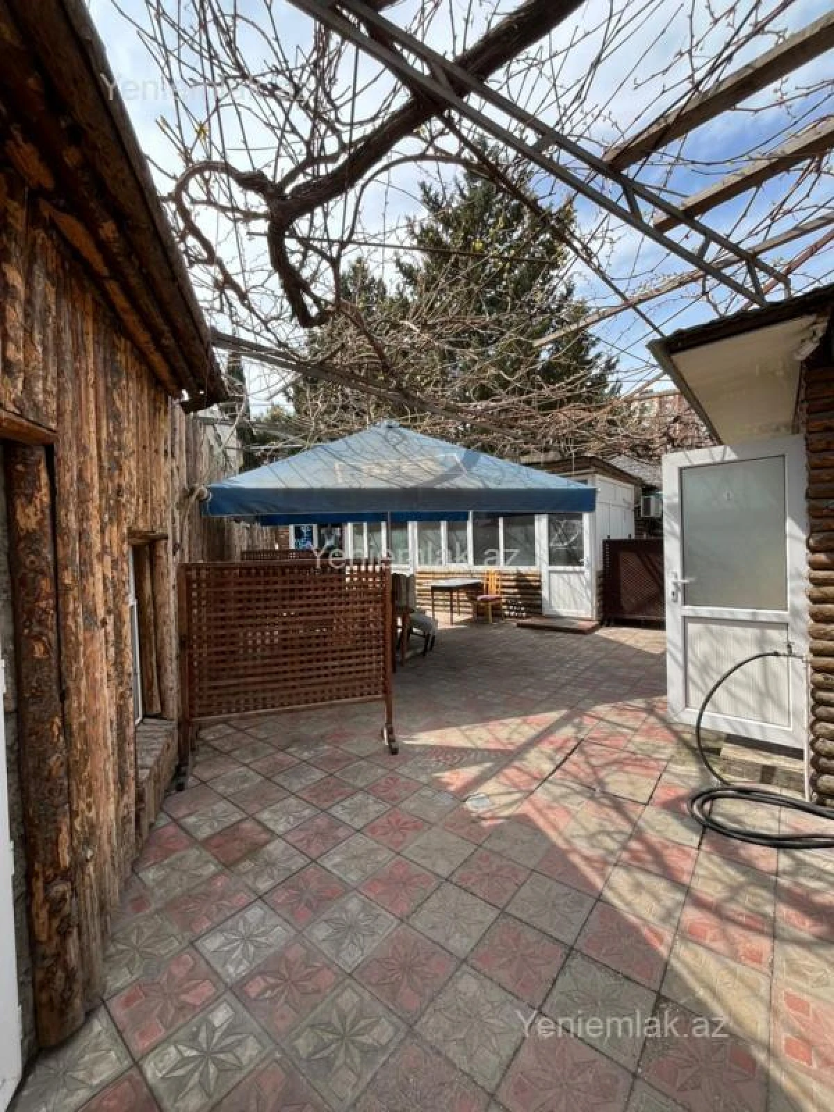 Satılır 7 otaqlı obyekt 300 m²