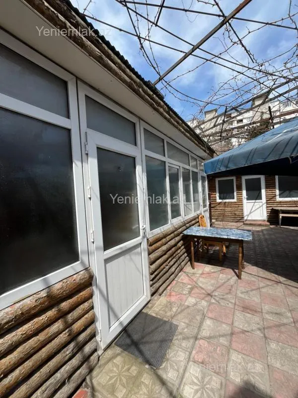 Satılır 7 otaqlı obyekt 300 m²