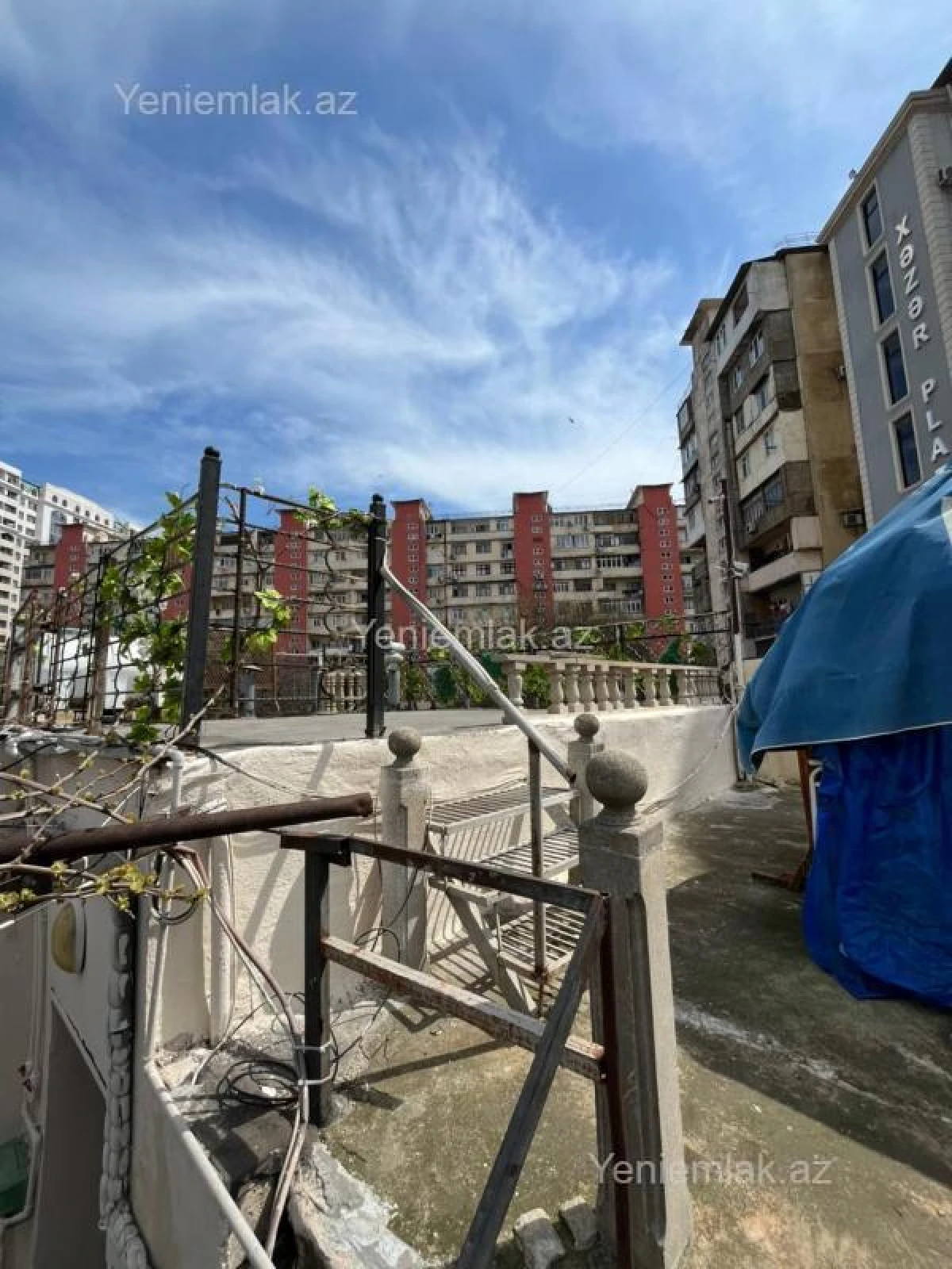 Satılır 7 otaqlı obyekt 300 m²